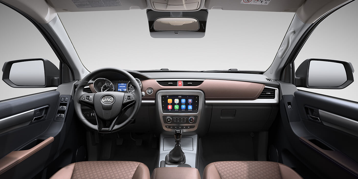 JAC_T8_interior-01